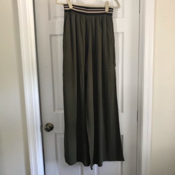 Dolan Olive Gauze Pull On Pant Wide Leg Flare S - Picture 2 of 4